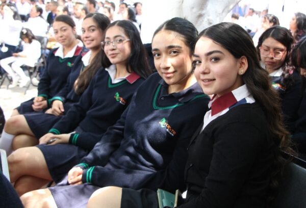 Cecytem inicia ciclo escolar 2026-2027 con más de 8 mil nuevos estudiantes