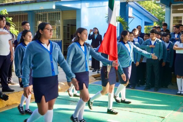 Cobaem inicia ciclo escolar con más de 48 mil estudiantes en Michoacán