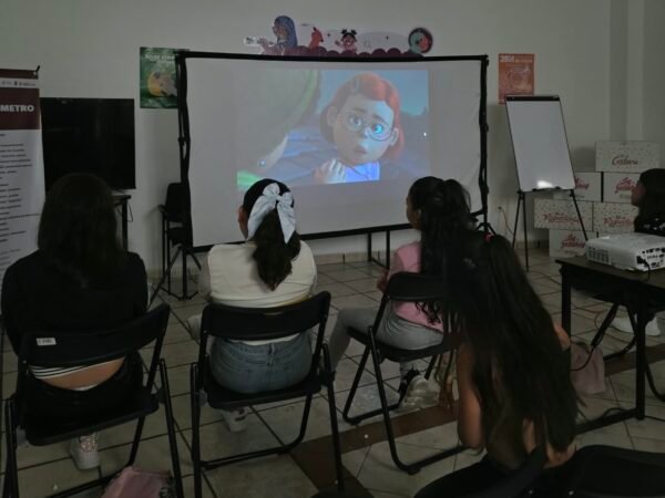 Seimujer acerca cine y cultura a niñez para prevenir violencia en Morelia