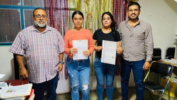 Ismael Arriaga impulsa trámites de doble nacionalidad en Juárez