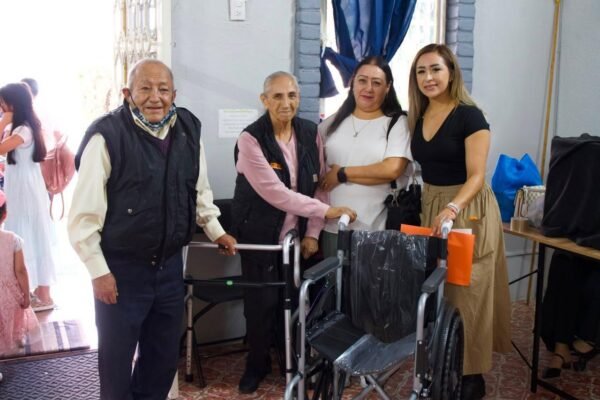 Grecia Aguilar lleva gestión social y atención a comunidades del oriente de Michoacán