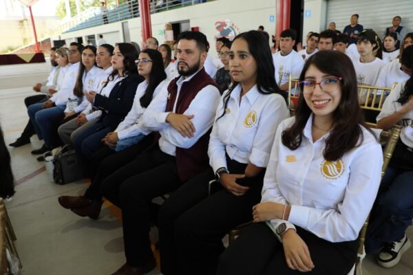 SEE celebra 20 años de la Universidad de la Ciénega como referente académico en Michoacán