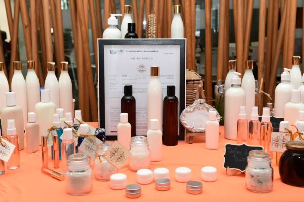Sedeco ofrece registro de marca con 90% de descuento para jóvenes emprendedores
