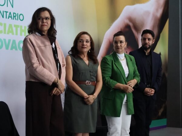 ICTI reúne 30 proyectos estudiantiles en feria de innovación agroalimentaria