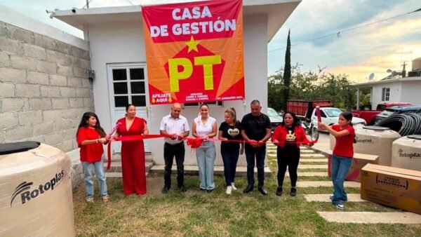 Mary Carmen Bernal inaugura casa de gestión del PT en Jungapeo