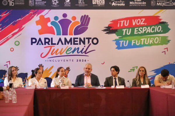 Bedolla destaca pluralidad política y cultural de Michoacán ante Parlamento Juvenil 2026