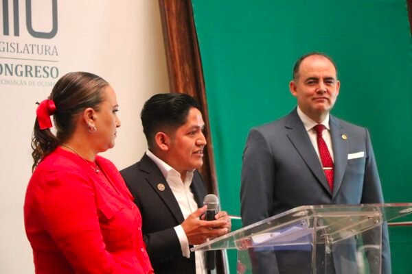 Baltazar Gaona respalda colecta de medicamentos para reclusos de Michoacán