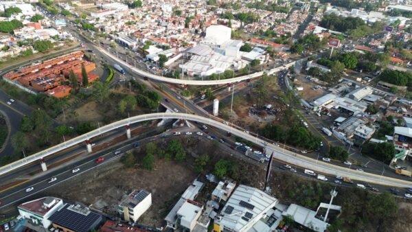SCOP reporta 4 mil 203 obras construidas en el Gobierno de Bedolla