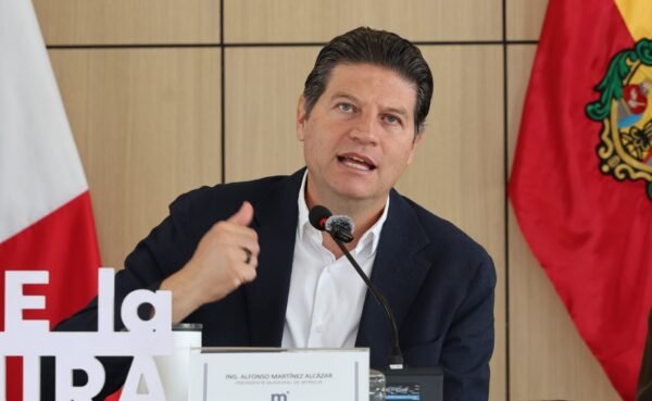 Alfonso Martínez anuncia 5ta Feria Internacional del Libro con Marruecos como país invitado