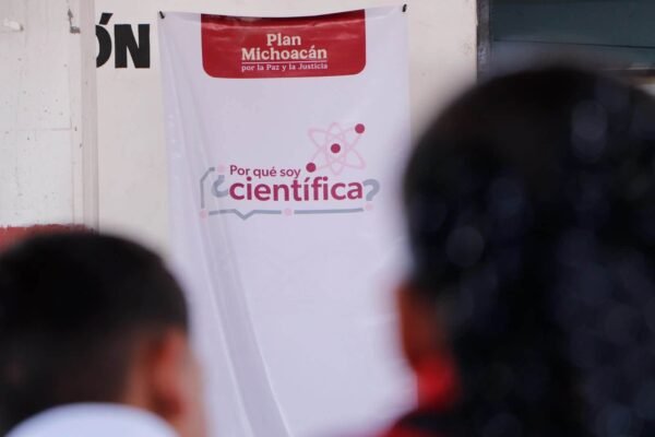 ICTI lleva charla científica a estudiantes de Cuitzeo
